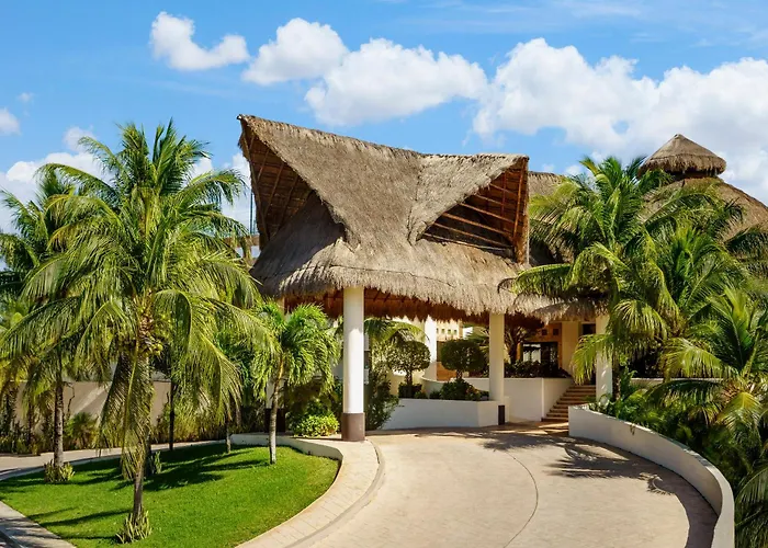 Resort The Reef Coco &